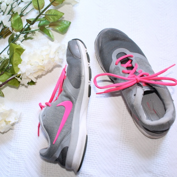 Nike Shoes - NIKE In-Season Tr4 Outdoor Multisport Shoes Sz 6